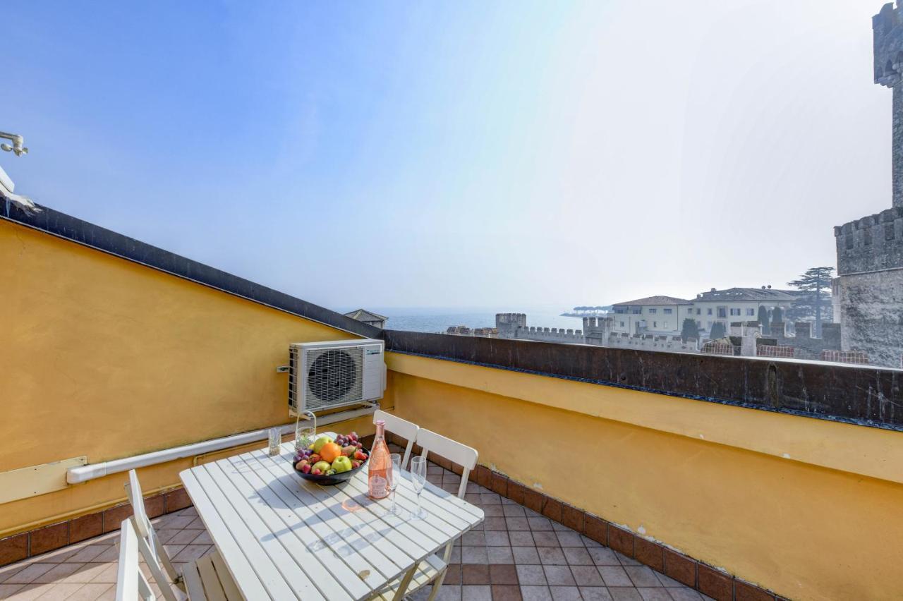 Sunset Apartment Home & Terrace Sirmione Exteriér fotografie